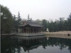 鲁山县老龙湾纪念园公墓"