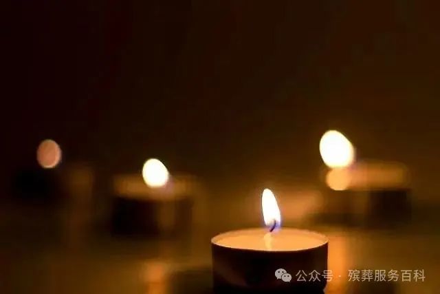 亲人离开，不掉眼泪的人，多半是这3种人-有驾